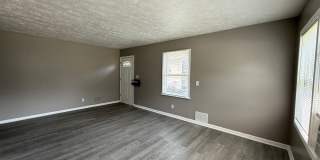 Cozy 3 Bedroom/1 Bath Gallery 6