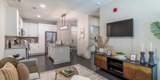 Capital Collective Luxury Apartments Gallery 28