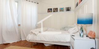 BEST Student Friendly Big Bed Near BU Campus ! Desirable Saint Paul Street!  Heat & HW Inc and Cat Friendly Gallery 9