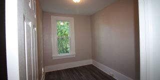 Beautiful 3 BD 1 BA Townhome in Amazing Location Gallery 9