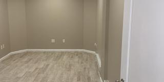 193 Bennett Avenue Gallery 13