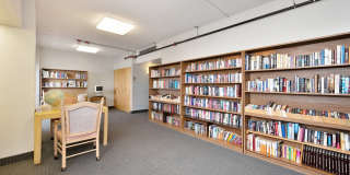 Madison Tower - Senior Housing Gallery 24