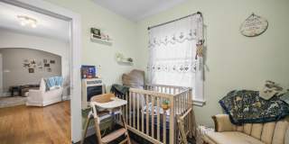 383 Davis Street Gallery 19