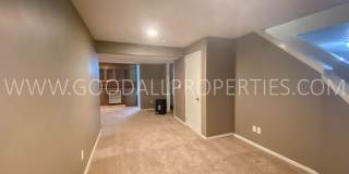 Executive Home - 4 Bedroom, 3.5 Bathroom in Country Club Neighborhood with Finished Basement Gallery 16