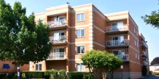 6463 North Northwest Highway Gallery 1