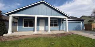 CHARMING SINGLE-LEVEL HOME IN A BEAUTFUL WELCOMING NEIGHBORHOOD!!! Gallery 1