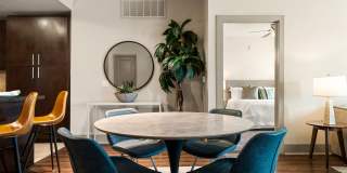 1818 Platinum Triangle Gallery 7