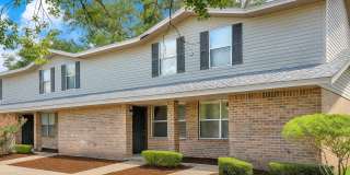 SPACIOUS 2 Bedroom 1.5 Bath Apartment in Orange City Gallery 1