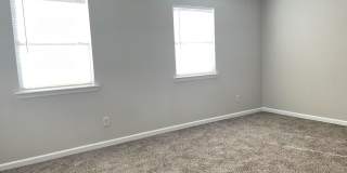 Spacious 2 Bedroom/2 Bath Townhome Gallery 1