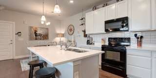 3 Bedroom Condo in Arvada Gallery 3