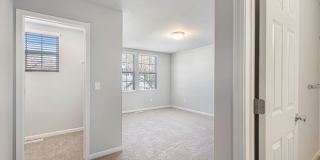 390 Catherine Avenue Gallery 18
