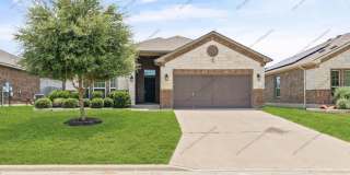 Available now! Charming 3-Bedroom Home in Wyndham Hill Gallery 1