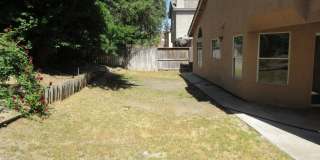 4 Bed, 2.5 Bath Home with 3-Car Garage in Clovis Unified School District Gallery 21