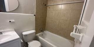 1624 Holman St Gallery 18