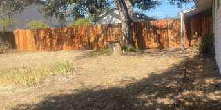 3 BED 1 BATH HOUSE WITH A FENCED BACKYARD Gallery 16
