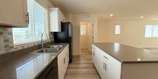 Modern Townhome Near Lone Mountain | Gated & Pool Gallery 6