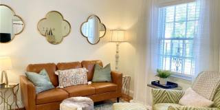 215 W Taylor Street unit: 217 Gallery 1