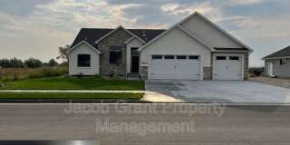 5694 Eaglewood Drive Gallery 1