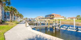 Welcome to Coastal Living at its Finest! Gallery 42