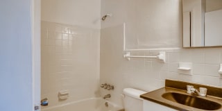 Spectra at Plantation Gallery 24