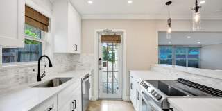 1145 NE 12th Avenue Gallery 12