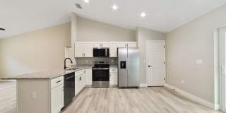 8949 N Cortlandt Dr Gallery 3