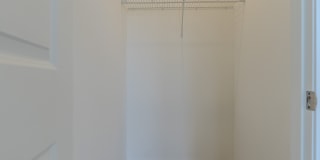 16705 Victoria Grove Alley Gallery 10
