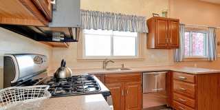 WINTER RENTAL: Two Beaches Cottage Gallery 14