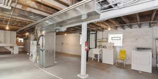 4303 N Sawyer Avenue Gallery 11