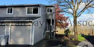 428 - Spectacular Townhouse with Ultimate Privacy Gallery 1