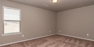 4 bedroom 2.5 bath in Lowell-south of Promanade Gallery 16
