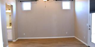 2362 W Sierra Vista Drive Gallery 19