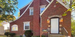 **August 2027** Amazing Location Near IU campus!! Spacious 7 Bed, 2 Bath House!! Gallery 1