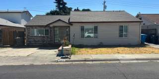 Spacious 4-Bedroom Home Near Downtown Vacaville Gallery 1