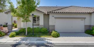CHARMING 2 BEDROOM TOWNHOME IN SOUTHERN HIGHLANDS Gallery 1