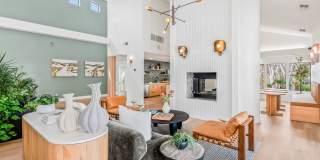 Veranda La Jolla Gallery 19