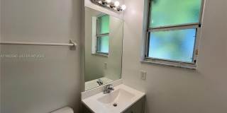 1550 NE 33 AV Gallery 25