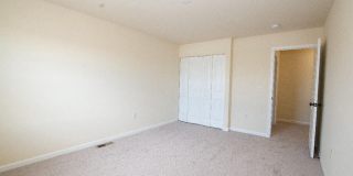 10 SKIP LN Gallery 23