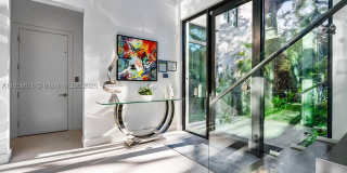310 SE 11th Ave Gallery 26