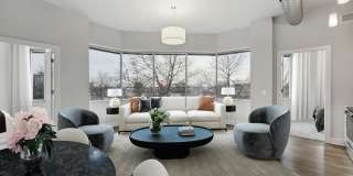 The Oxford Gallery 9