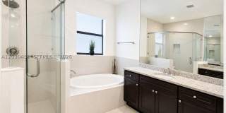 8605 NW 102nd Ct Gallery 23