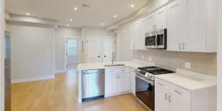 Charming 4 Bedroom-No Broker Fee Gallery 5