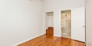 2204 Clybourn Gallery 9