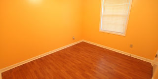 3 BR 2 Bath house in Cul-de-sac in Auburn Gallery 9