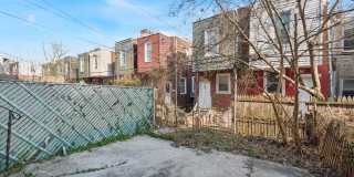 5428 WHITBY Avenue Gallery 15