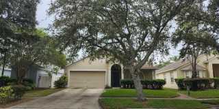 Gorgeous house in Lumsden Pointe Gallery 1
