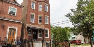 1840 N Saint Louis Avenue Gallery 4