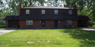Quality 3 Bedroom 1.5 Bathroom Townhouse! Gallery 1