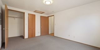 MOVE IN READY! Includes water, sewer and garbage. 2 bed 1 bath downtown Olympia! Gallery 14