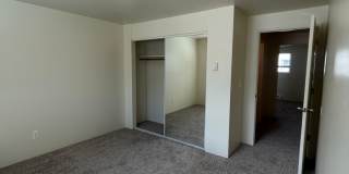 (526) Halpert Duplexes - 4 Bedroom / 2 Bathroom Gallery 10